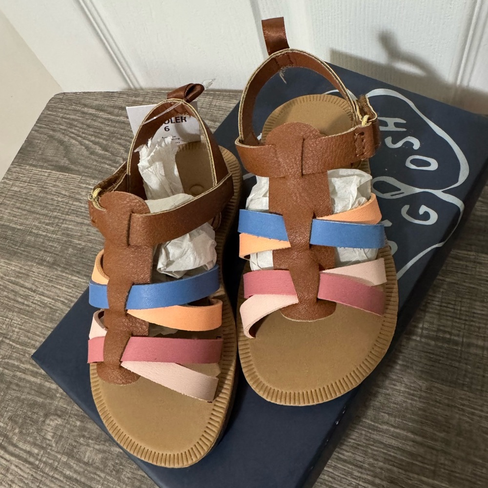 NWT OshKosh B’gosh Toddler Sandals Size 6